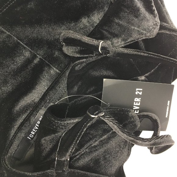 🌺3/$15🌺NWT For 21 Short Black Stretch Dress. - Picture 5 of 8